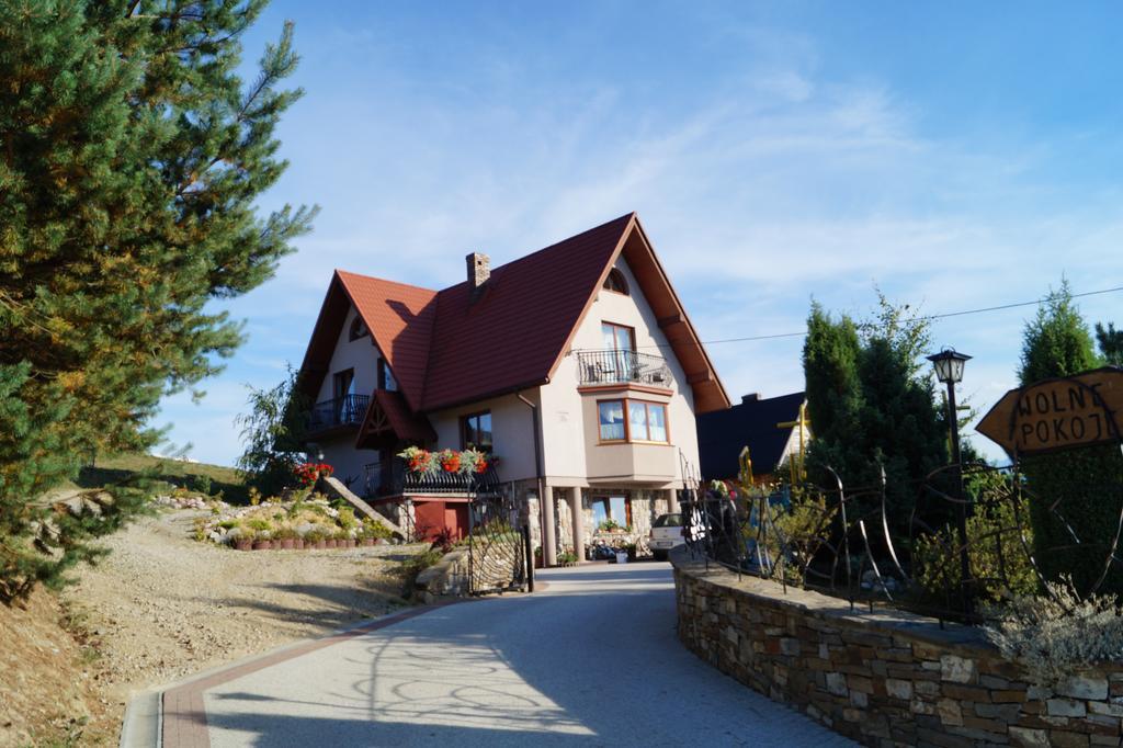 Apartamenty I Pokoje Rodzinne Czarna Gora Luaran gambar
