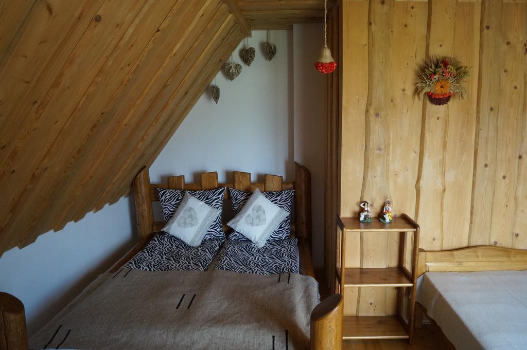 Apartamenty I Pokoje Rodzinne Czarna Gora Luaran gambar