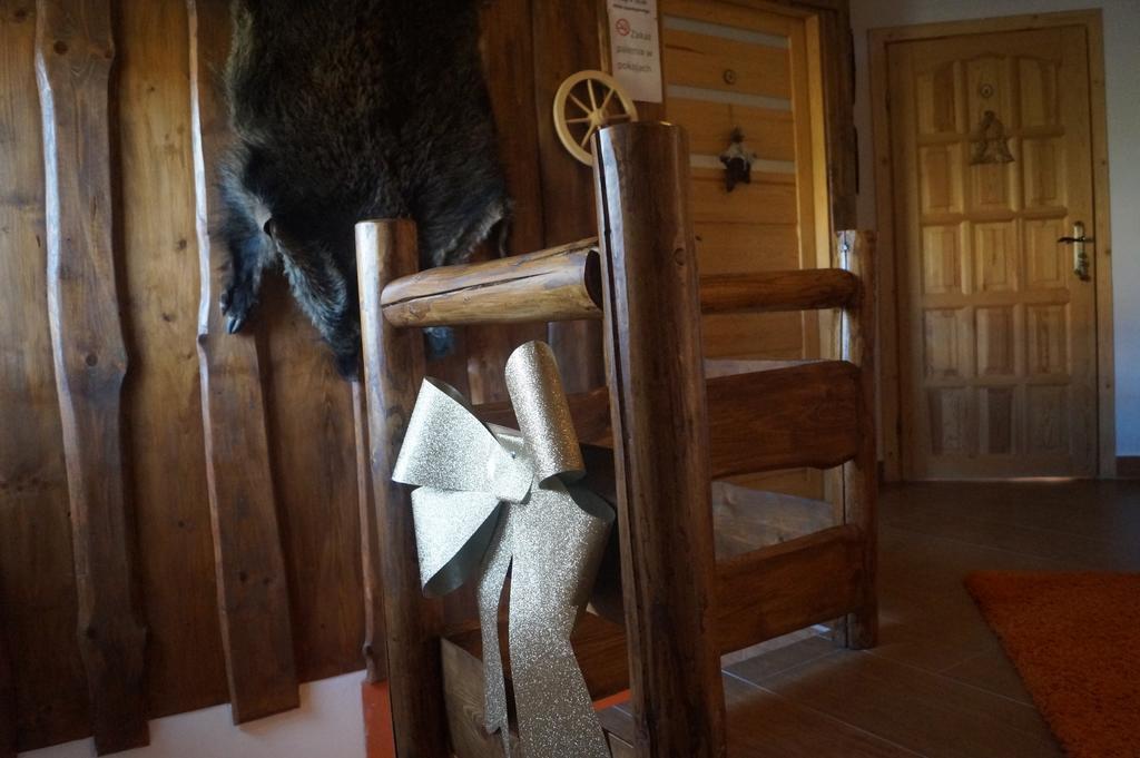 Apartamenty I Pokoje Rodzinne Czarna Gora Luaran gambar