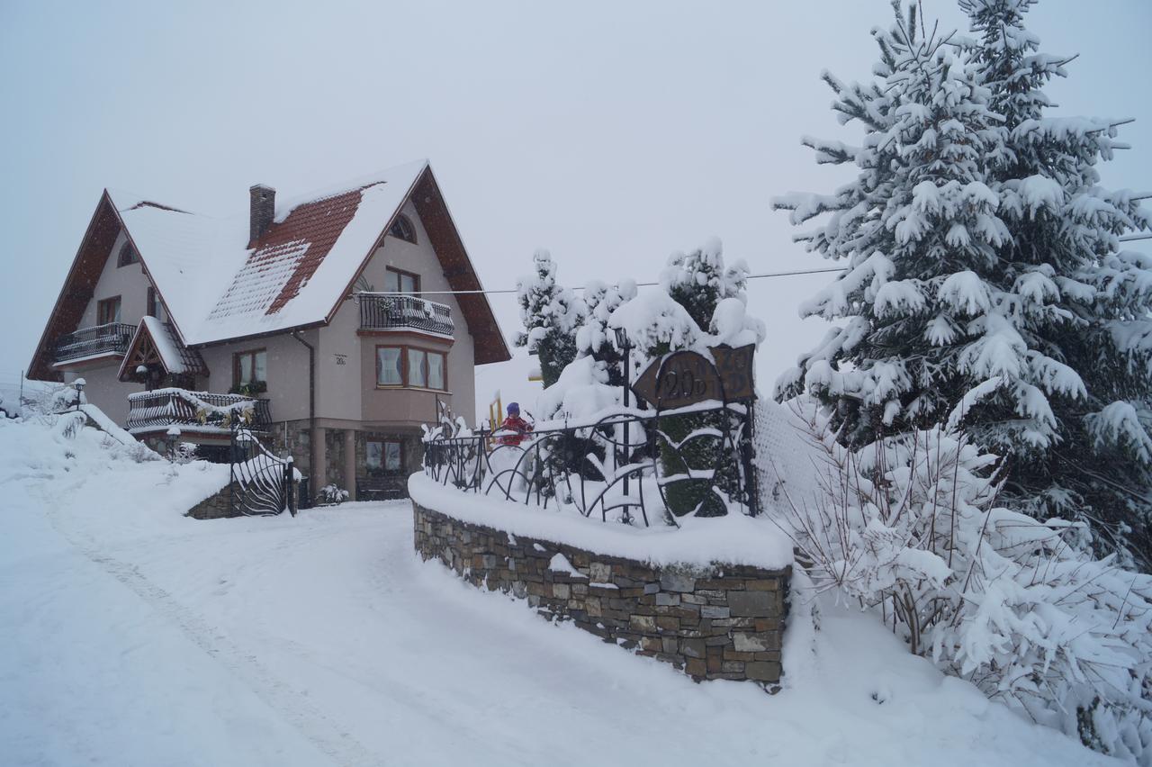 Apartamenty I Pokoje Rodzinne Czarna Gora Luaran gambar